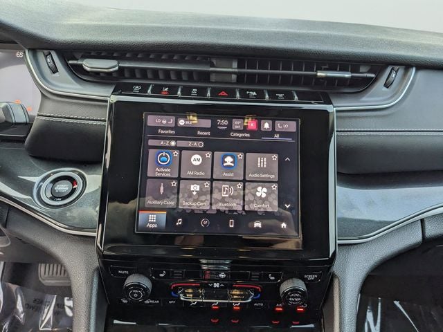 2021 Jeep Grand Cherokee L Laredo