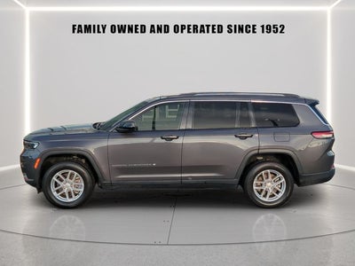 2022 Jeep Grand Cherokee L Laredo
