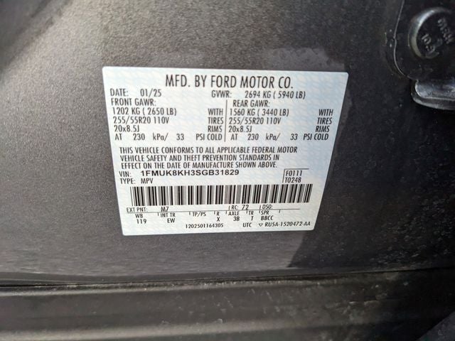 2025 Ford Explorer ST-Line