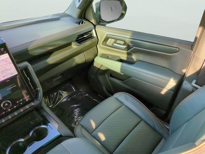 2025 GMC Yukon AT4