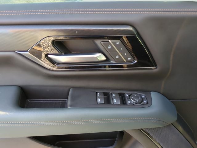 2025 GMC Yukon AT4