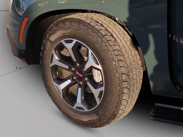 2025 GMC Yukon AT4