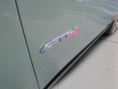2025 GMC Yukon AT4