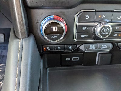 2024 GMC Yukon XL AT4