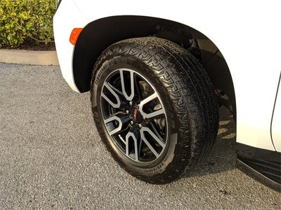 2024 GMC Yukon XL AT4