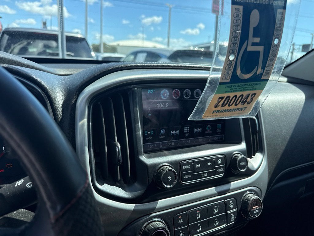 2017 GMC Canyon SLE1