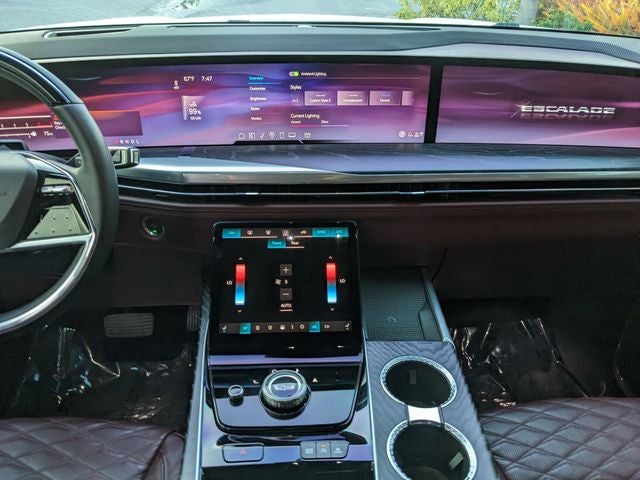 2025 Cadillac Escalade Sport