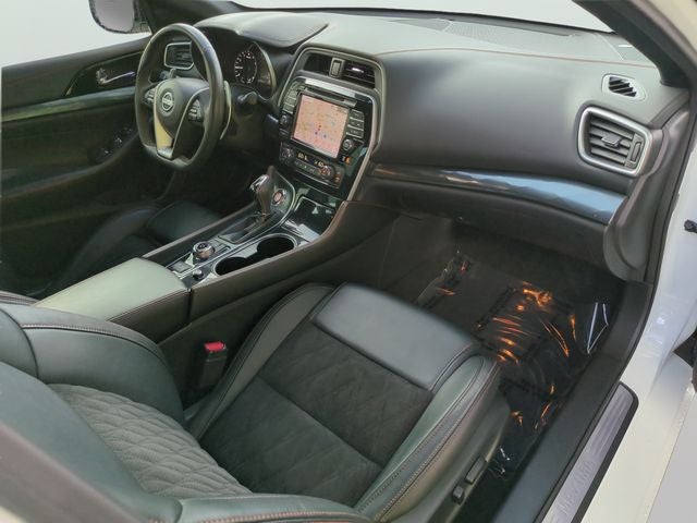 2023 Nissan Maxima SR