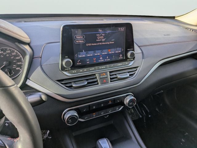 2021 Nissan Altima 2.0 SR