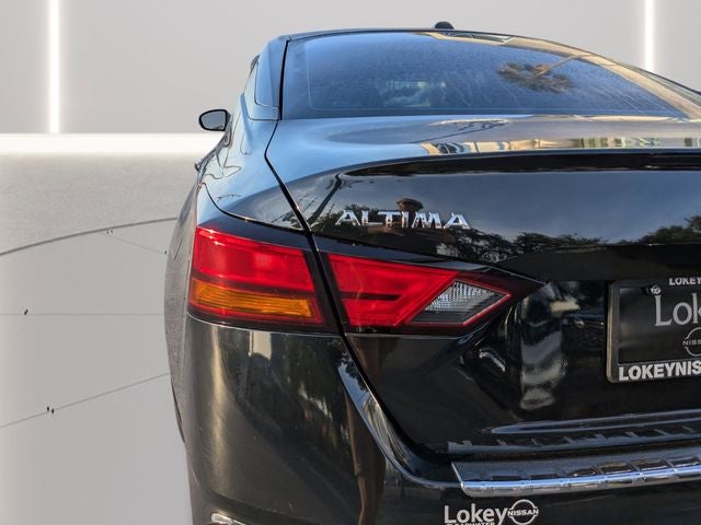 2021 Nissan Altima 2.0 SR