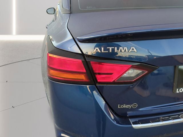 2023 Nissan Altima 2.0 SR
