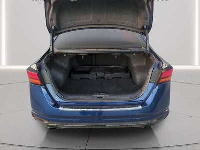 2023 Nissan Altima 2.0 SR