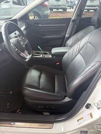 2024 Nissan Altima 2.0 SR