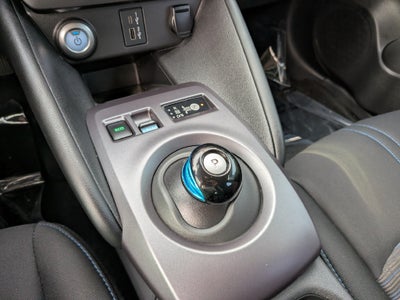 2023 Nissan LEAF S