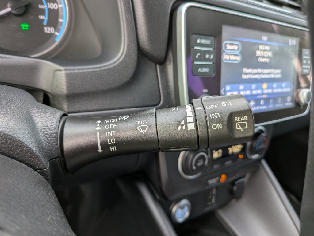 2023 Nissan LEAF S