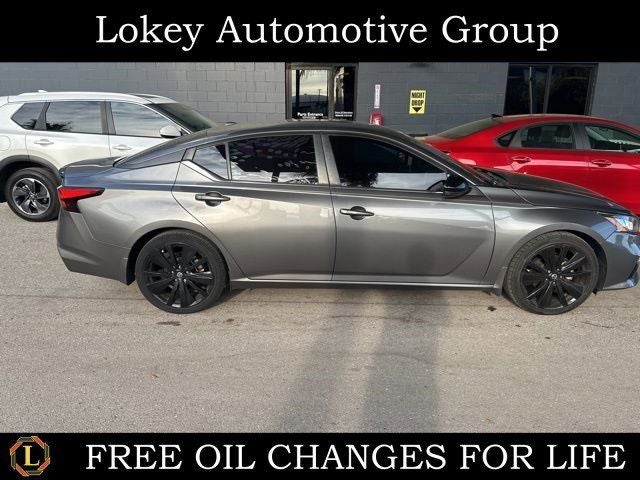 2022 Nissan Altima 2.5 SR