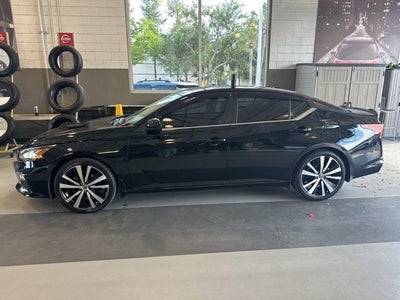 2022 Nissan Altima 2.5 SR