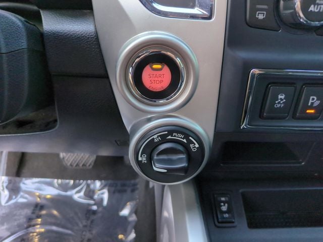 2020 Nissan Titan SL