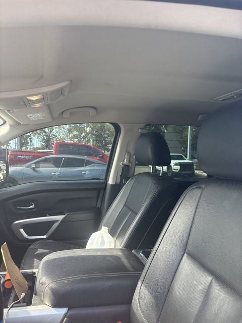 2020 Nissan Titan SL