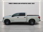 2023 Nissan Titan SV