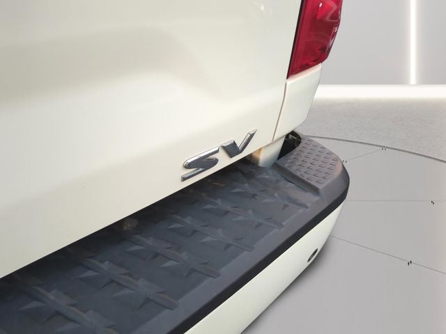 2023 Nissan Titan SV