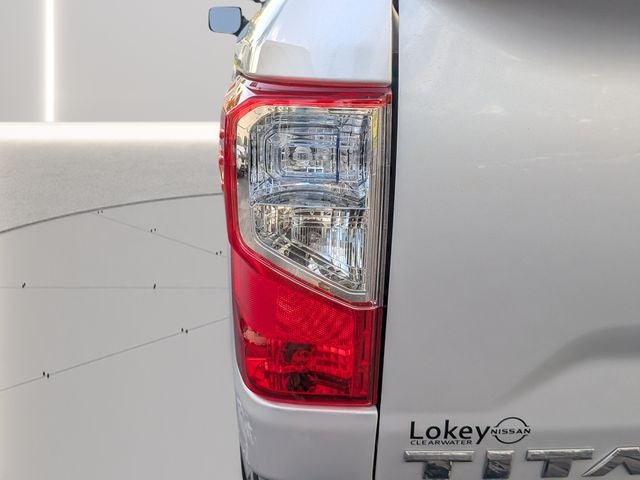 2018 Nissan Titan SV