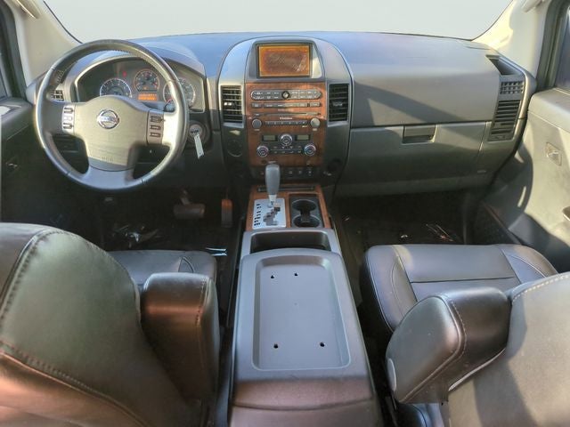 2010 Nissan Titan LE