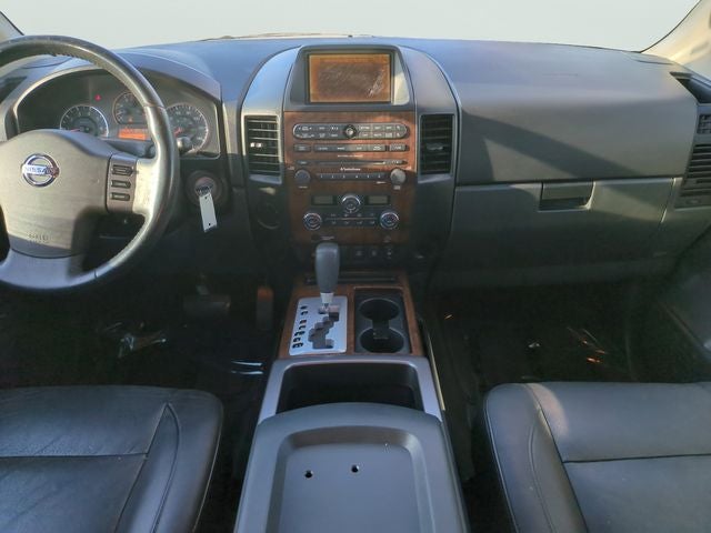 2010 Nissan Titan LE