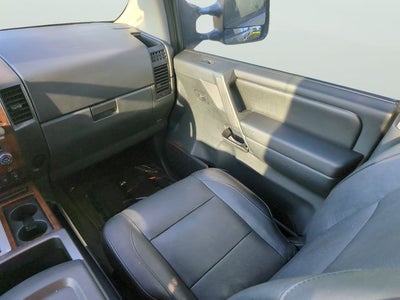 2010 Nissan Titan LE