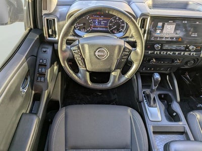 2025 Nissan Frontier SV