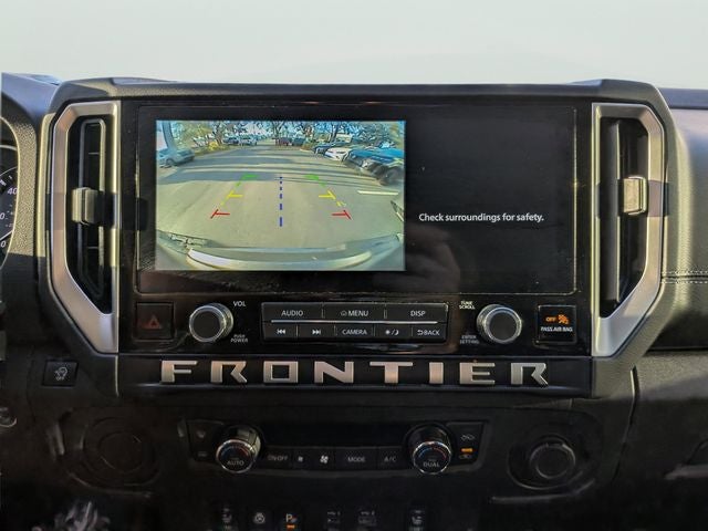 2025 Nissan Frontier SV