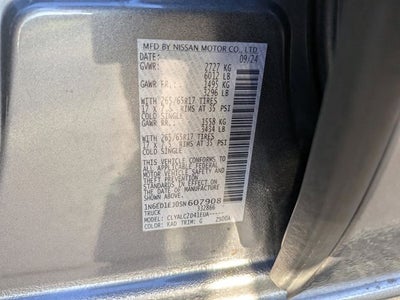 2025 Nissan Frontier SV