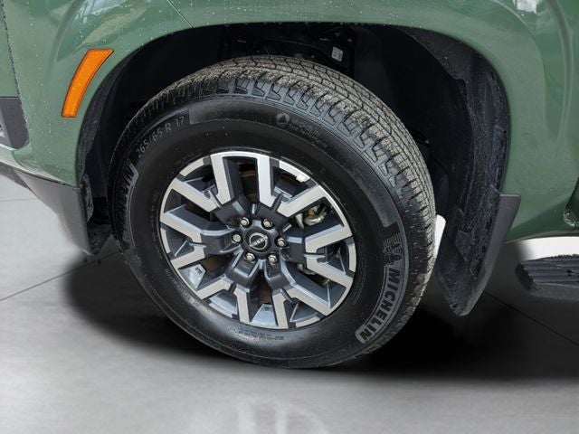 2025 Nissan Frontier SL