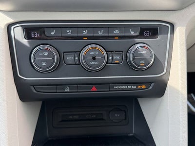 2021 Volkswagen Atlas 3.6L V6 SE w/Technology R-Line