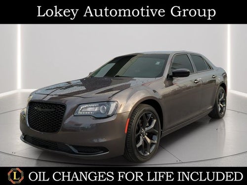 2023 Chrysler 300 Touring
