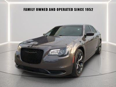 2023 Chrysler 300 Touring