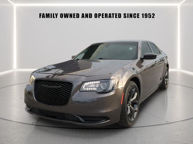 2023 Chrysler 300 Touring