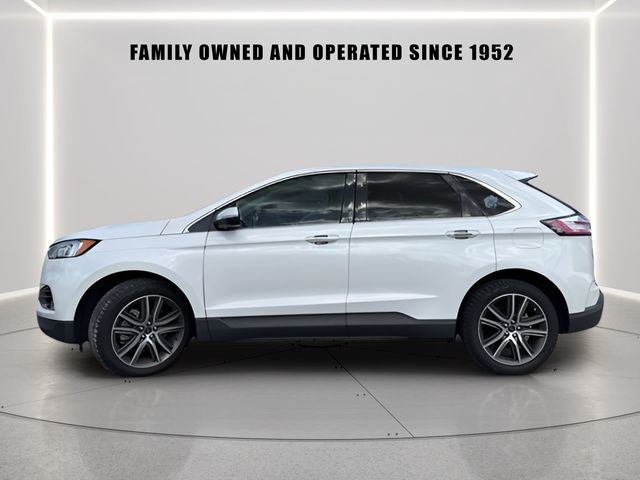 2021 Ford Edge Titanium
