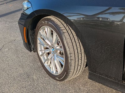 2023 BMW 3 Series 330i