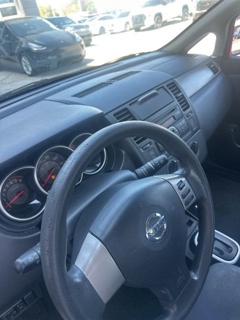 2009 Nissan Versa 1.8 S