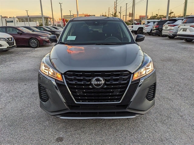 2025 Nissan Kicks Play S
