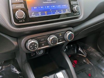 2025 Nissan Kicks Play S
