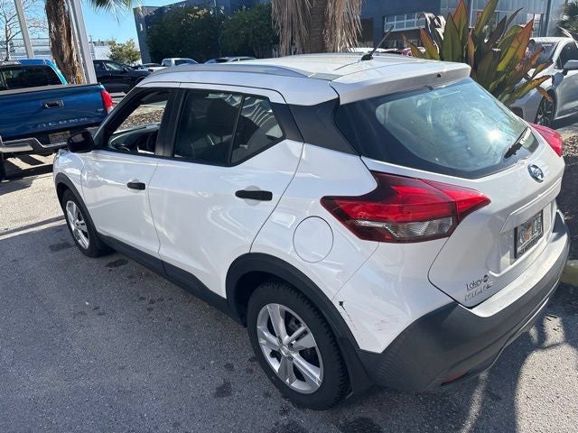 2019 Nissan Kicks S