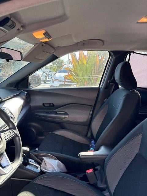 2019 Nissan Kicks S