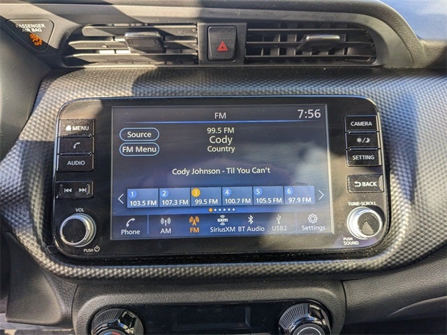 2022 Nissan Kicks SV