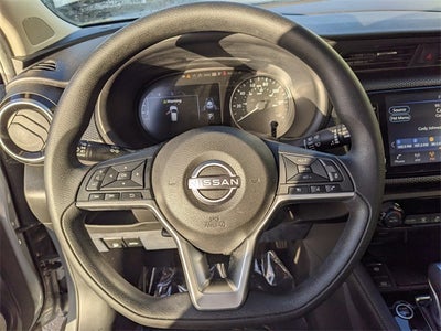 2022 Nissan Kicks SV