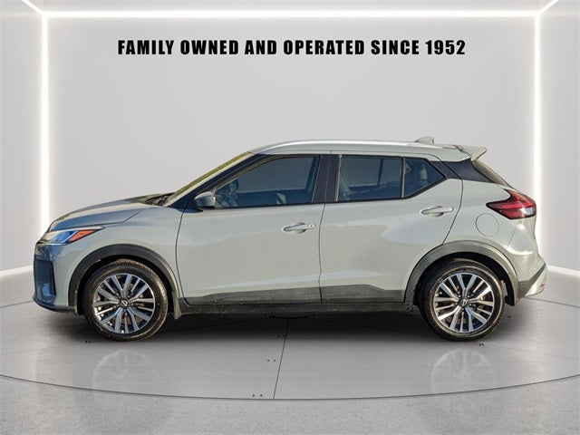 2022 Nissan Kicks SV