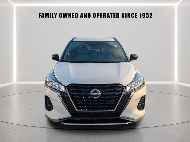 2024 Nissan Kicks SR Premium
