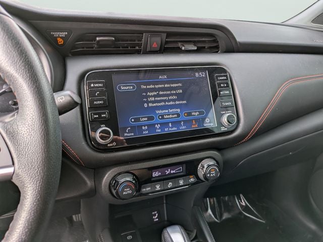 2021 Nissan Kicks SR