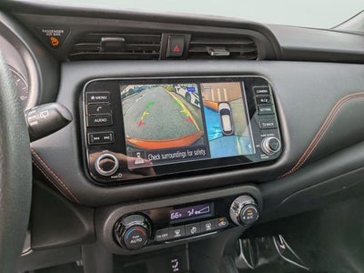 2021 Nissan Kicks SR